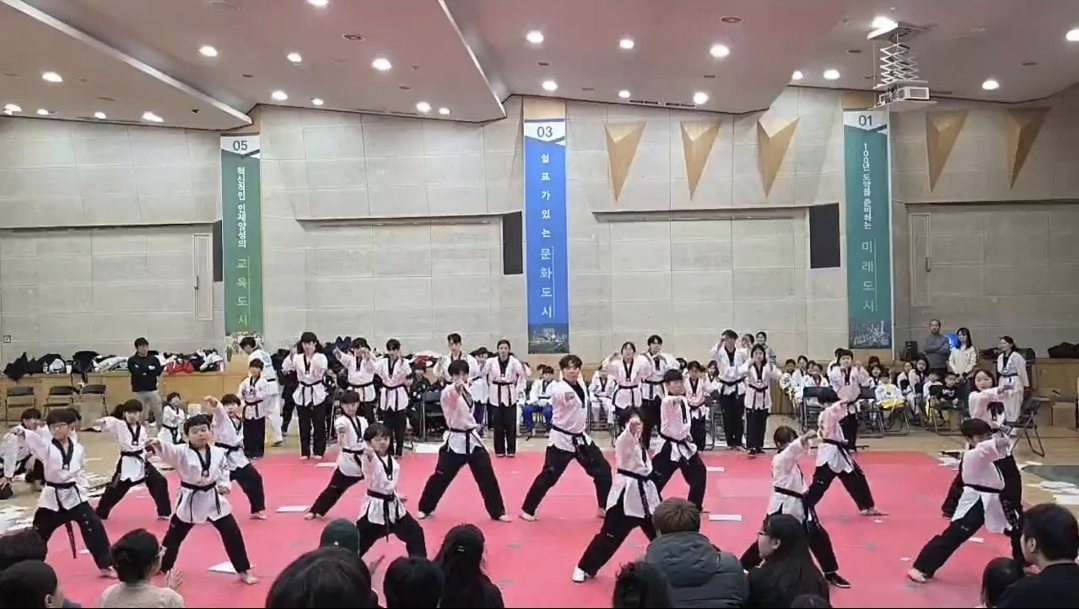 벗나루 어린이 시범단 활동사진 6